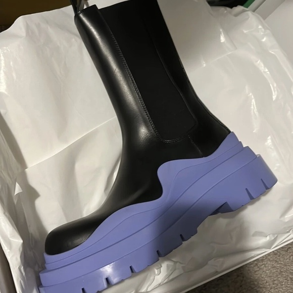 Bottega Veneta Shoes - Bottega tire boots